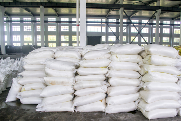 結(jié)晶氯化鋁可以處理含油廢水嗎？